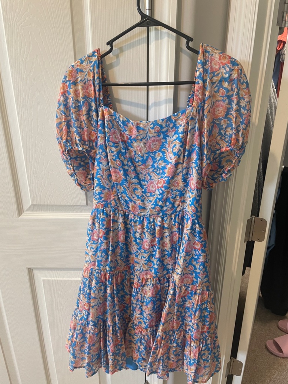 1.STATE Blue Floral Puff Sleeve Mini Dress